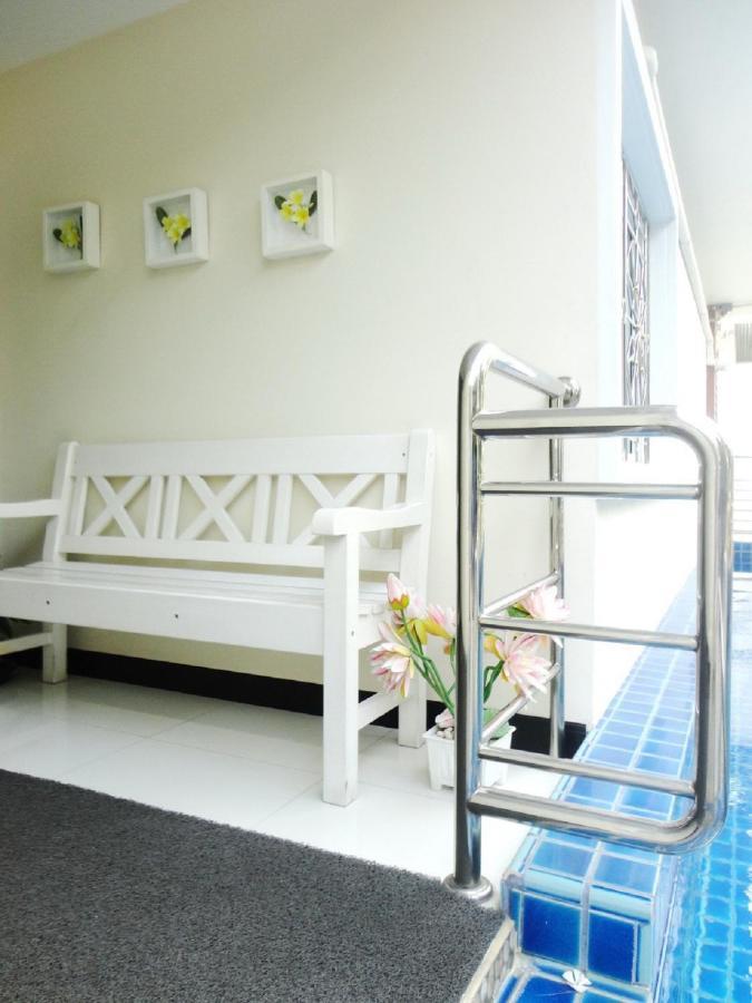 Charming Resident At Ekkamai From Studio Unit Up To 2 Bedroom Apartment Bangkok Ngoại thất bức ảnh