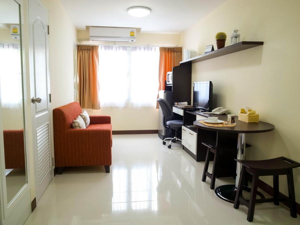 Charming Resident At Ekkamai From Studio Unit Up To 2 Bedroom Apartment Bangkok Ngoại thất bức ảnh