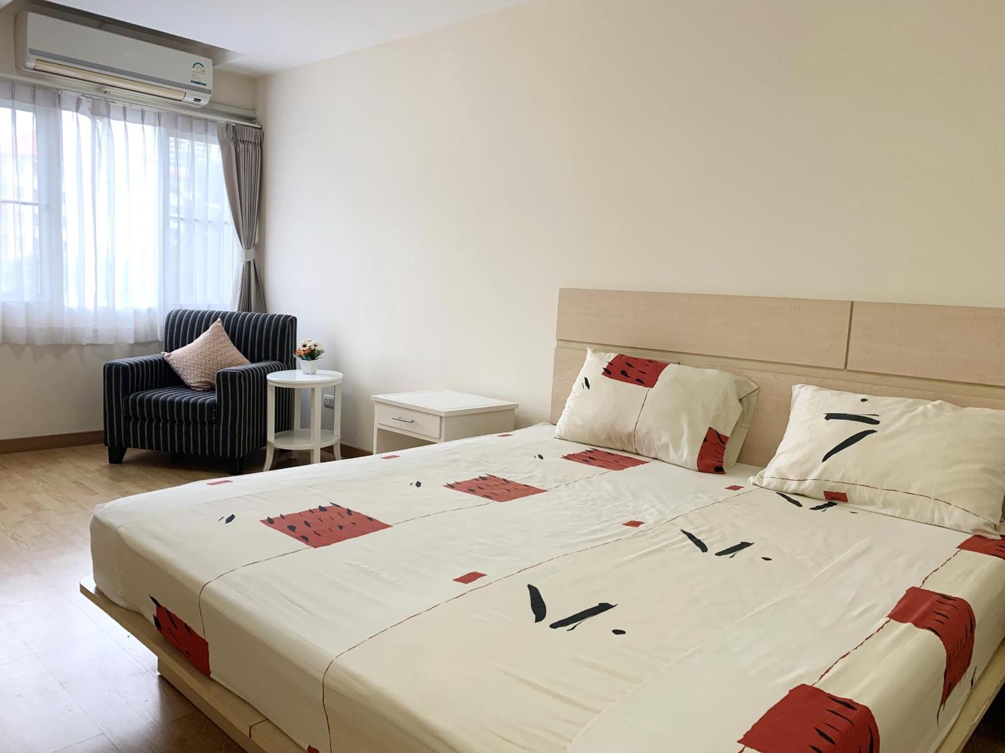 Charming Resident At Ekkamai From Studio Unit Up To 2 Bedroom Apartment Bangkok Ngoại thất bức ảnh